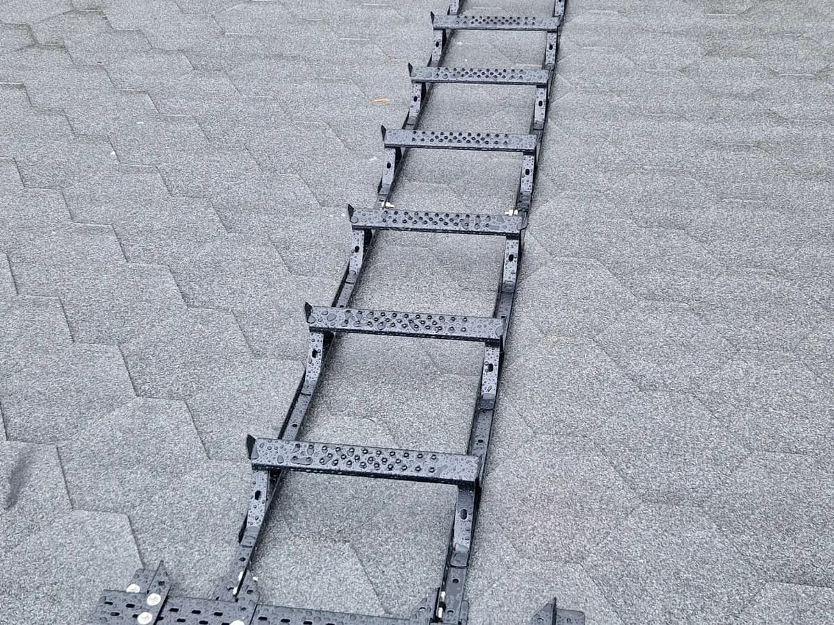 Takstige montert på tak